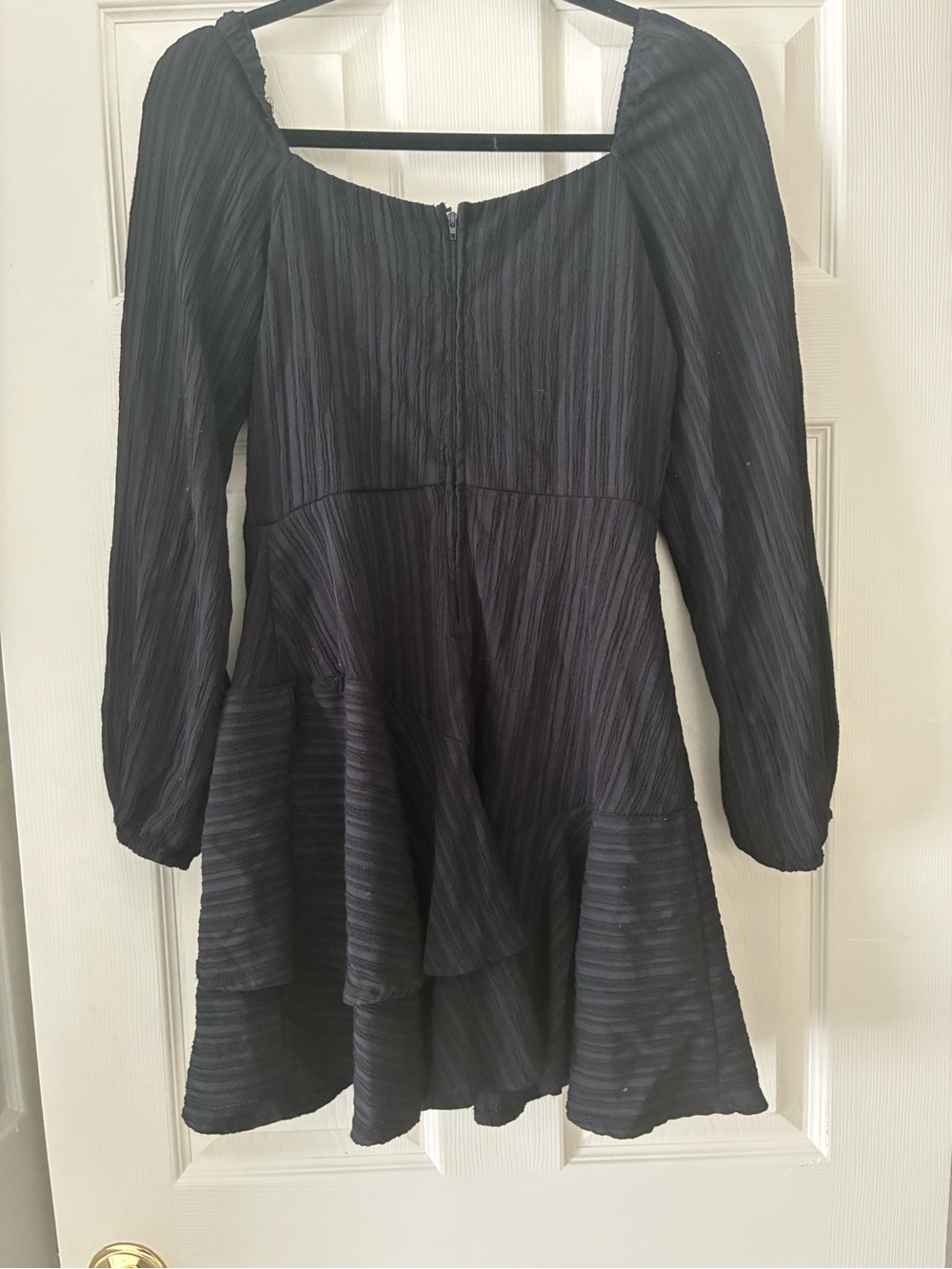 City Studio Black Long-Sleeve Square Dress - Picture 3 of 4
